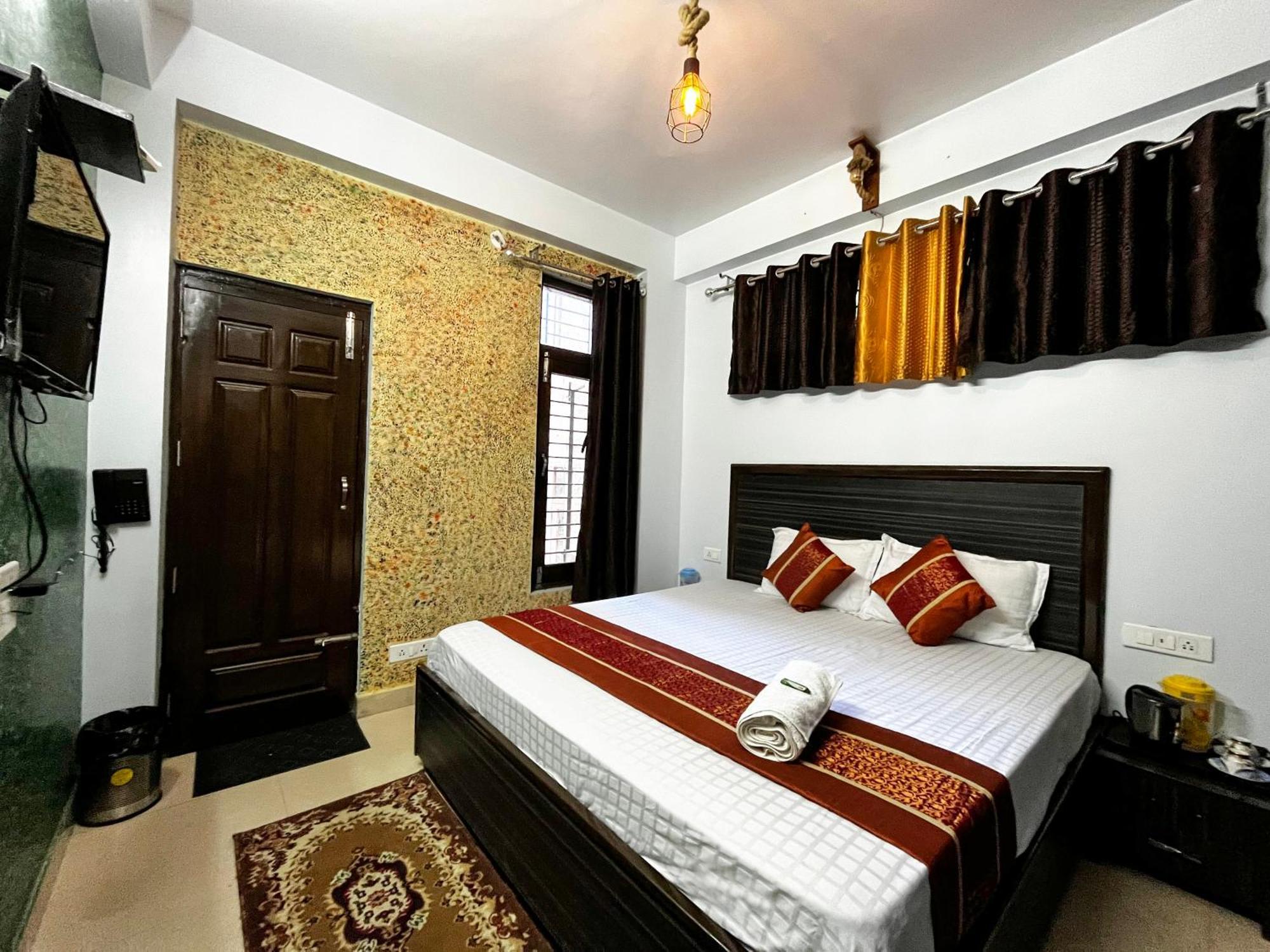 Puri'S Bnb Shimla Exterior photo