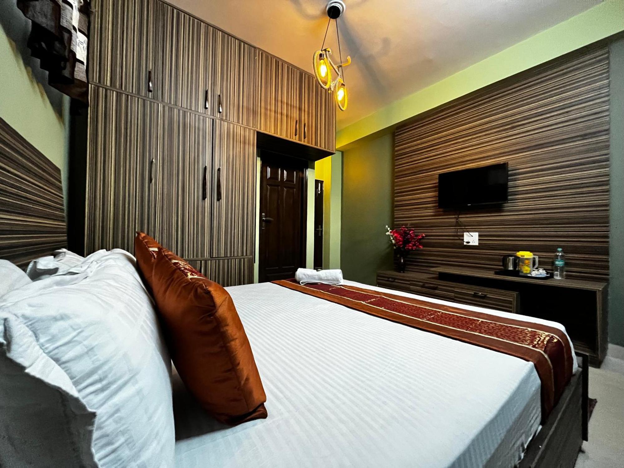 Puri'S Bnb Shimla Exterior photo