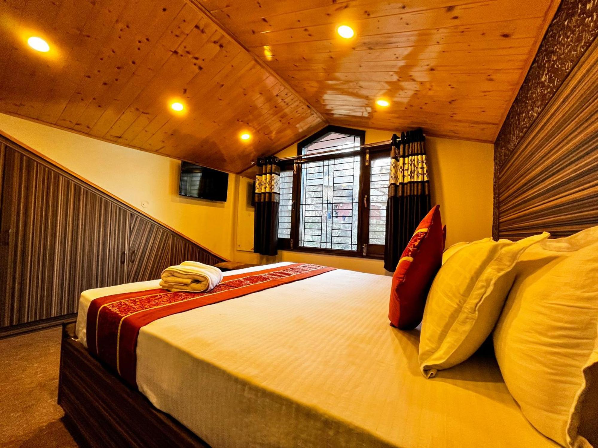 Puri'S Bnb Shimla Exterior photo
