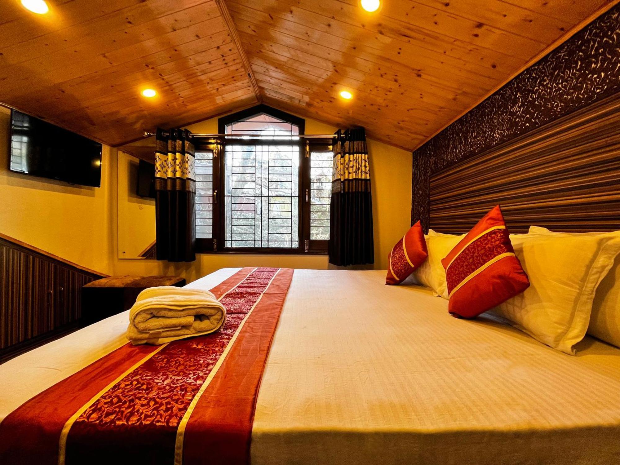 Puri'S Bnb Shimla Exterior photo