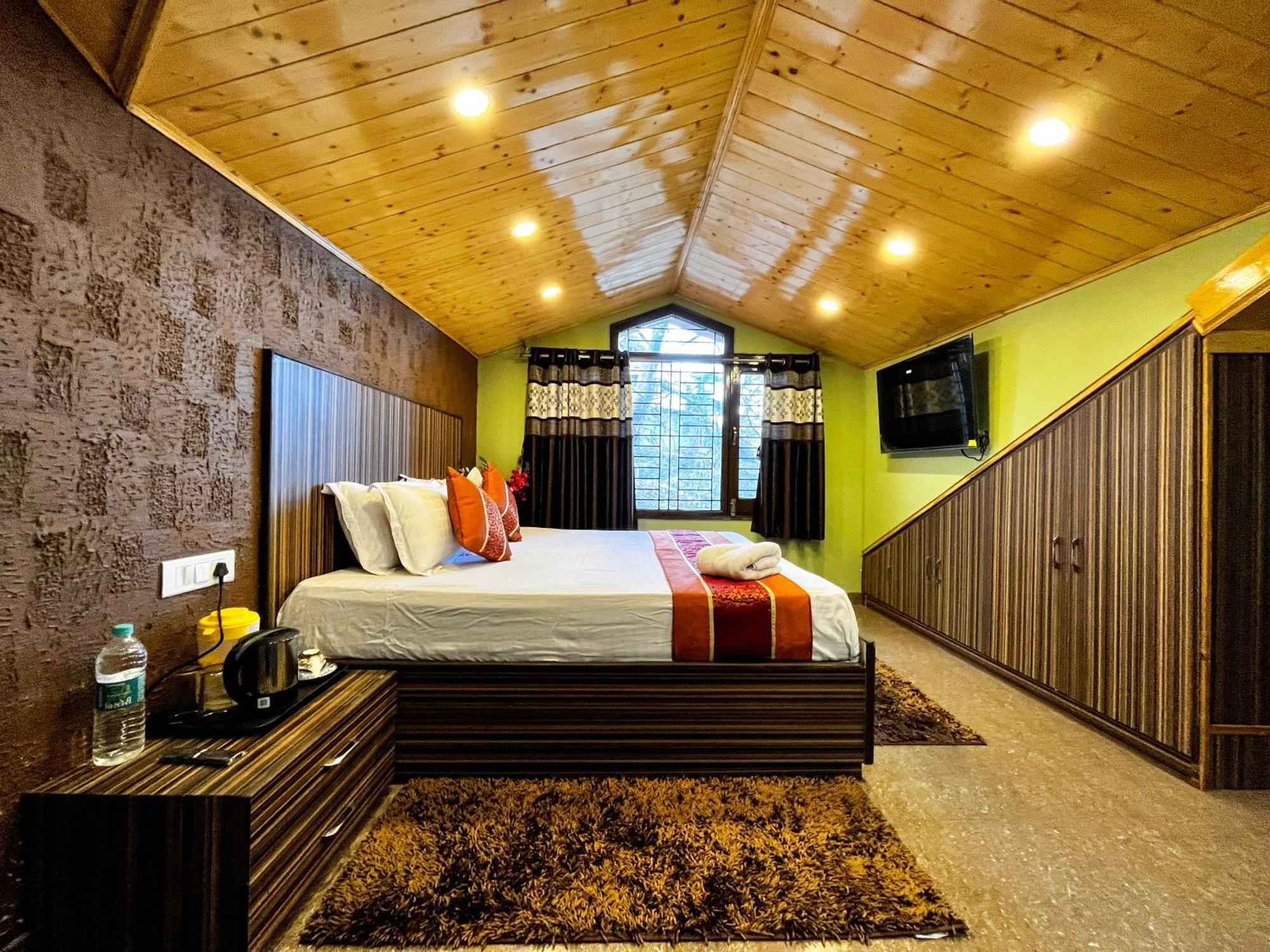 Puri'S Bnb Shimla Exterior photo